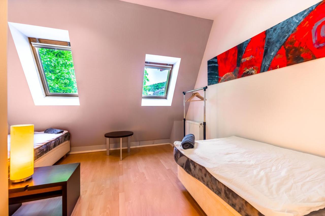 Lovely 4-Bedroom Flat In Historical Center With Stunning View Trenčín Zewnętrze zdjęcie